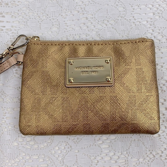 Michael Kors Gold leather Wristlet Clutch Wallet Gold hardware Lined Pocket EUC - Picture 1 of 13